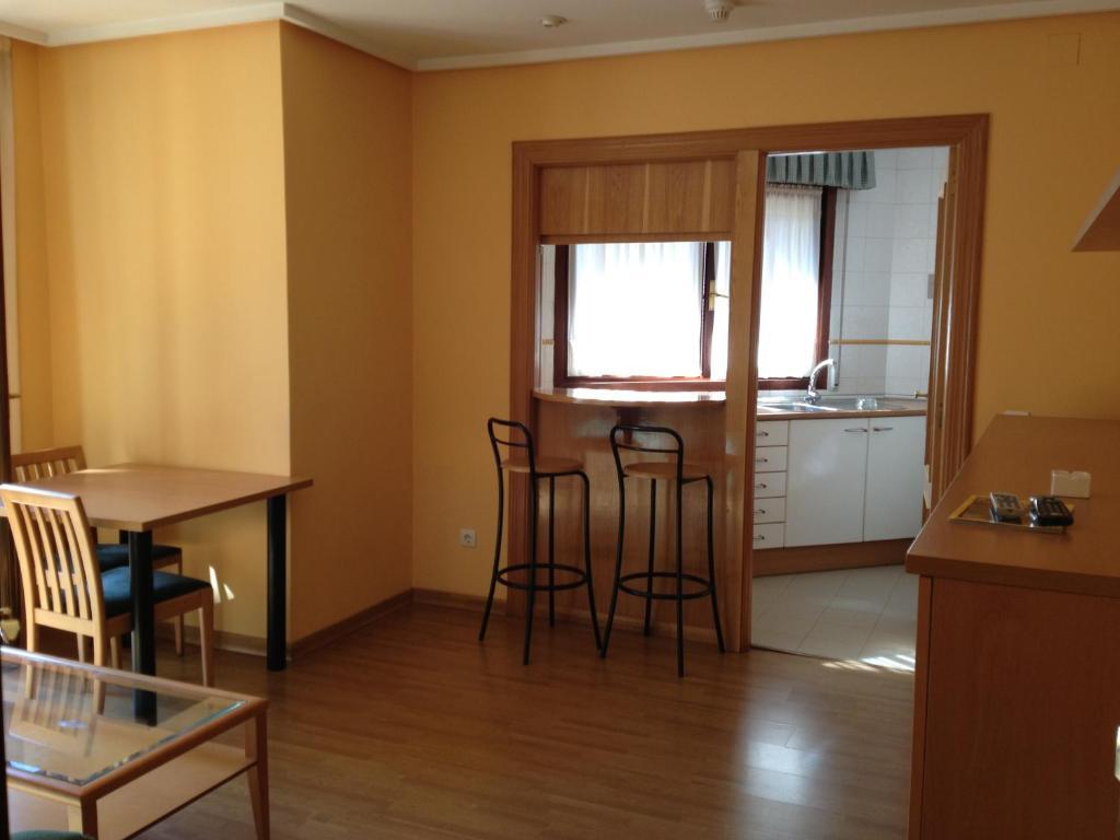 Apartamentos Turisticos Puerta De León Exteriér fotografie