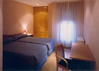 Apartamentos Turisticos Puerta De León Exteriér fotografie