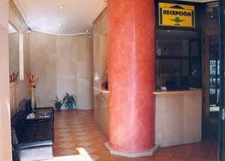 Apartamentos Turisticos Puerta De León Exteriér fotografie