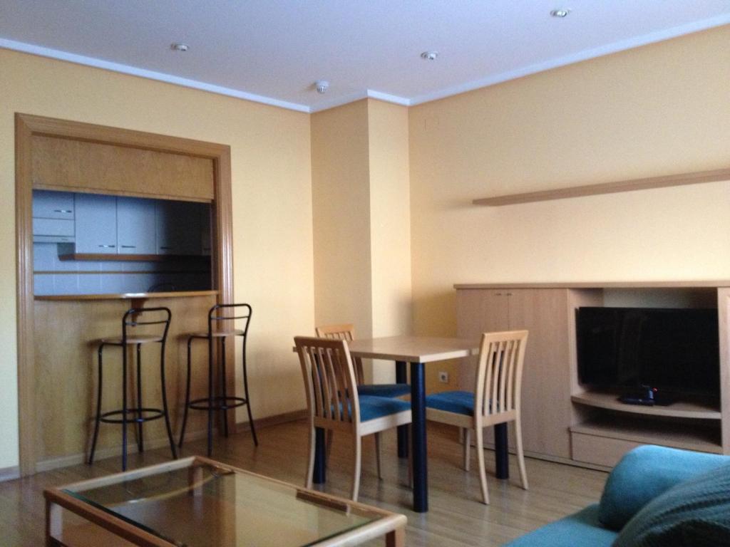 Apartamentos Turisticos Puerta De León Pokoj fotografie
