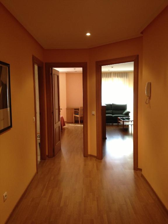 Apartamentos Turisticos Puerta De León Pokoj fotografie