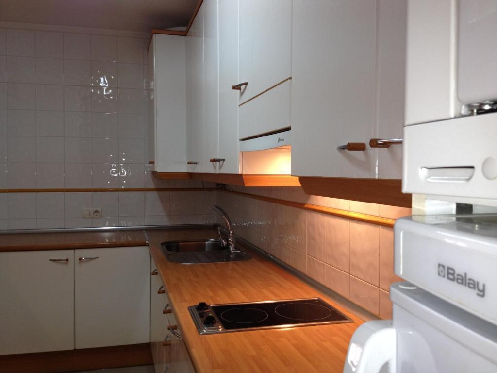 Apartamentos Turisticos Puerta De León Pokoj fotografie