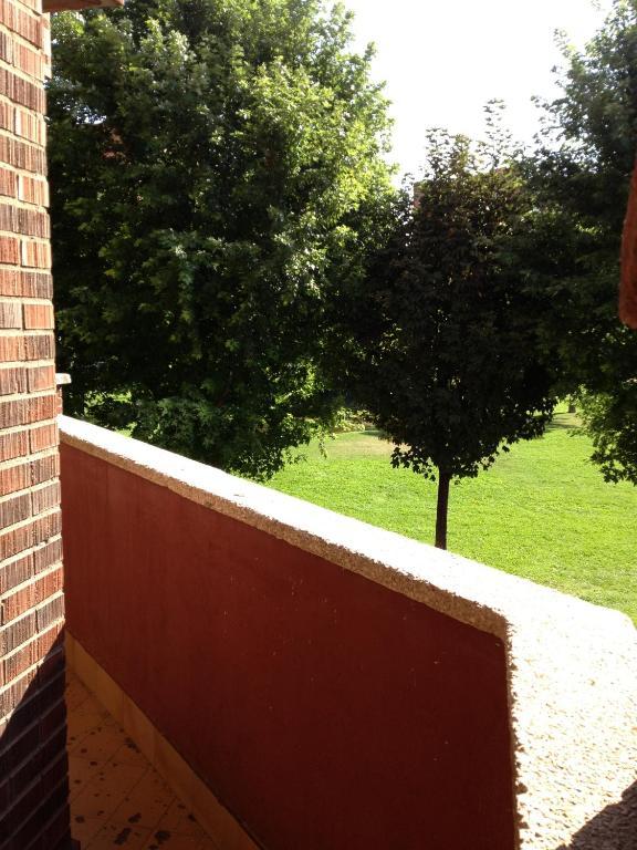 Apartamentos Turisticos Puerta De León Pokoj fotografie